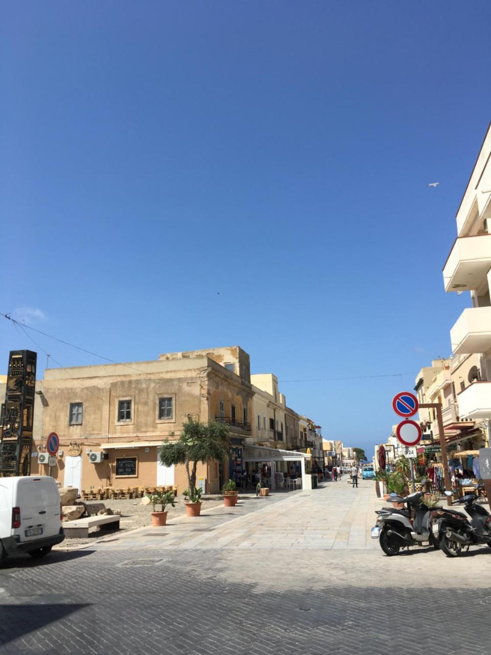 Casetta Del Sole Лампедуза Экстерьер фото